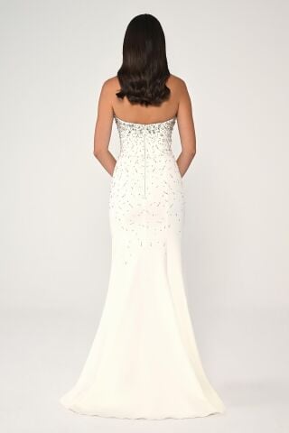 Straplez Taş İşlemeli Krep Uzun Elbise Beyaz - 38