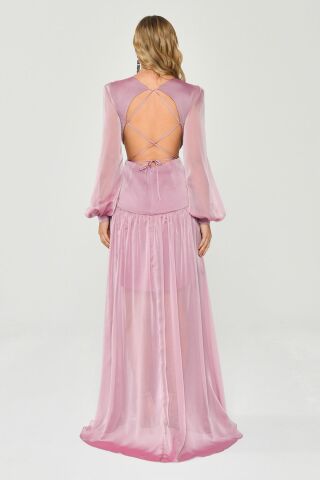 Langes Chiffonkleid mit V-Ausschnitt und Schnalle vorne und doppeltem Schlitz, Rosa - 40