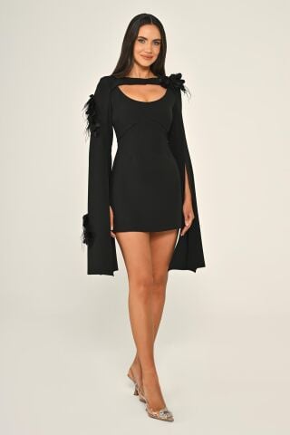 Yırtmaçlı Şal Kol Göğüs Pencere Detaylı Kısa Elbise Siyah - 42