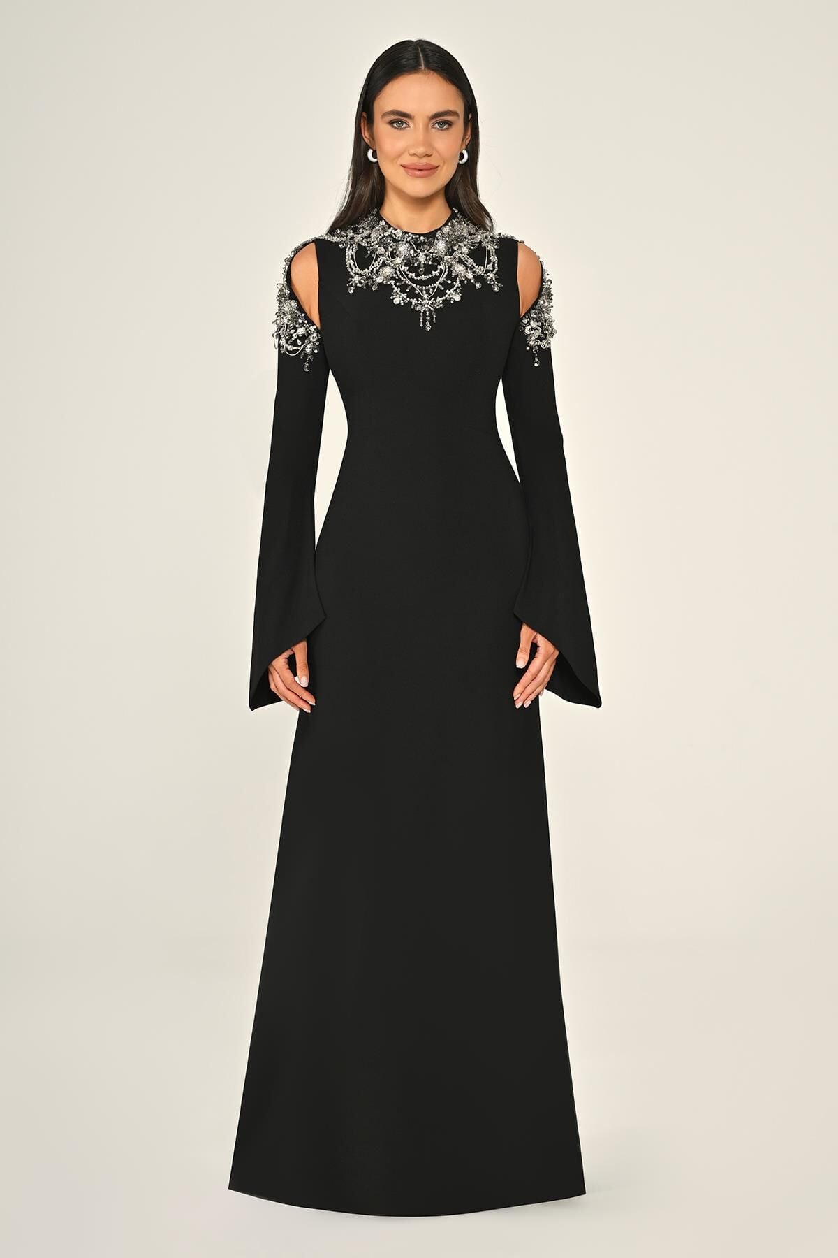 İşlemeli Üst Uzun Kollu Krep Uzun Elbise Siyah - 42