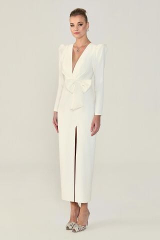 V Yaka Uzun Kollu Yırtmaçlı Uzun Elbise Beyaz - 42