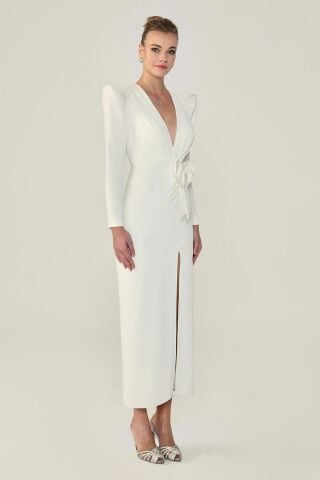 V Yaka Uzun Kollu Yırtmaçlı Uzun Elbise Beyaz - 44