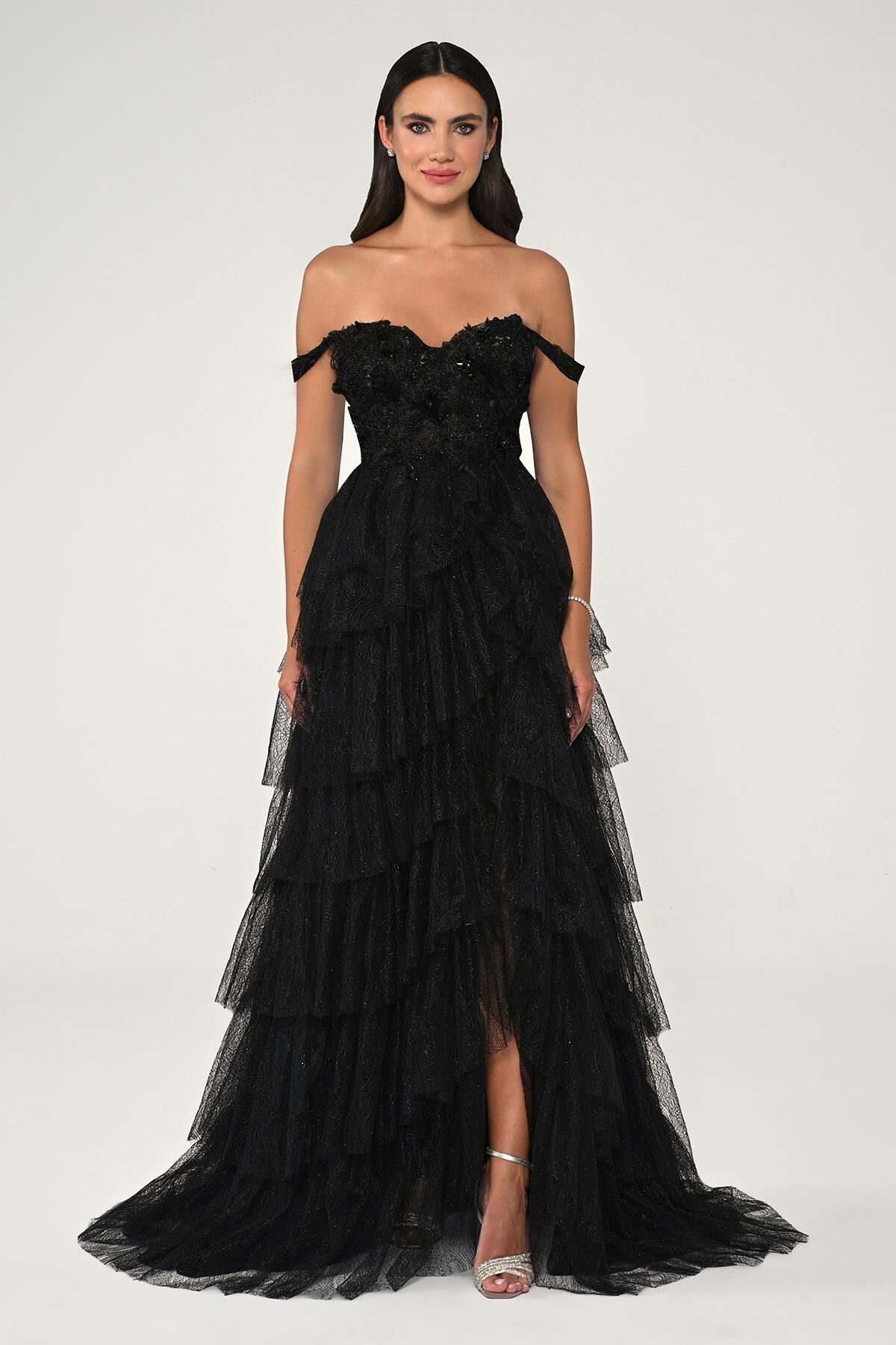 Düşük Omuz Katlı Simli Tül Dantel Etek Uzun Elbise Siyah - 38