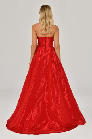 Straplez Yandan Yırtmaçlı parlak Kumaş Uzun Elbise Kırmızı - 44
