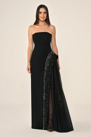Straplez Eteği Taşlı Tüllü Krep Uzun Elbise
