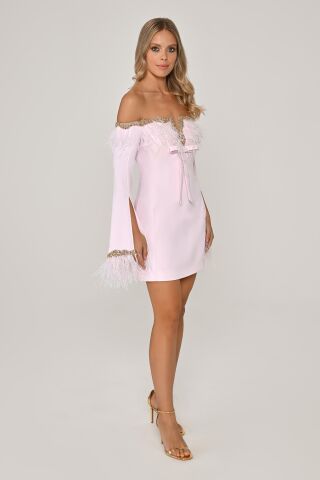 Düşük Kol Kenarları İşlemeli Tüylü Krep Kısa Elbise Pembe - 42