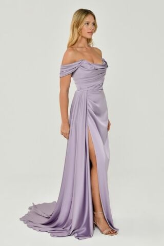 Düşük Omuz Yandan Yırtmaçlı Saten Uzun Elbise AÇIK LİLA - 40