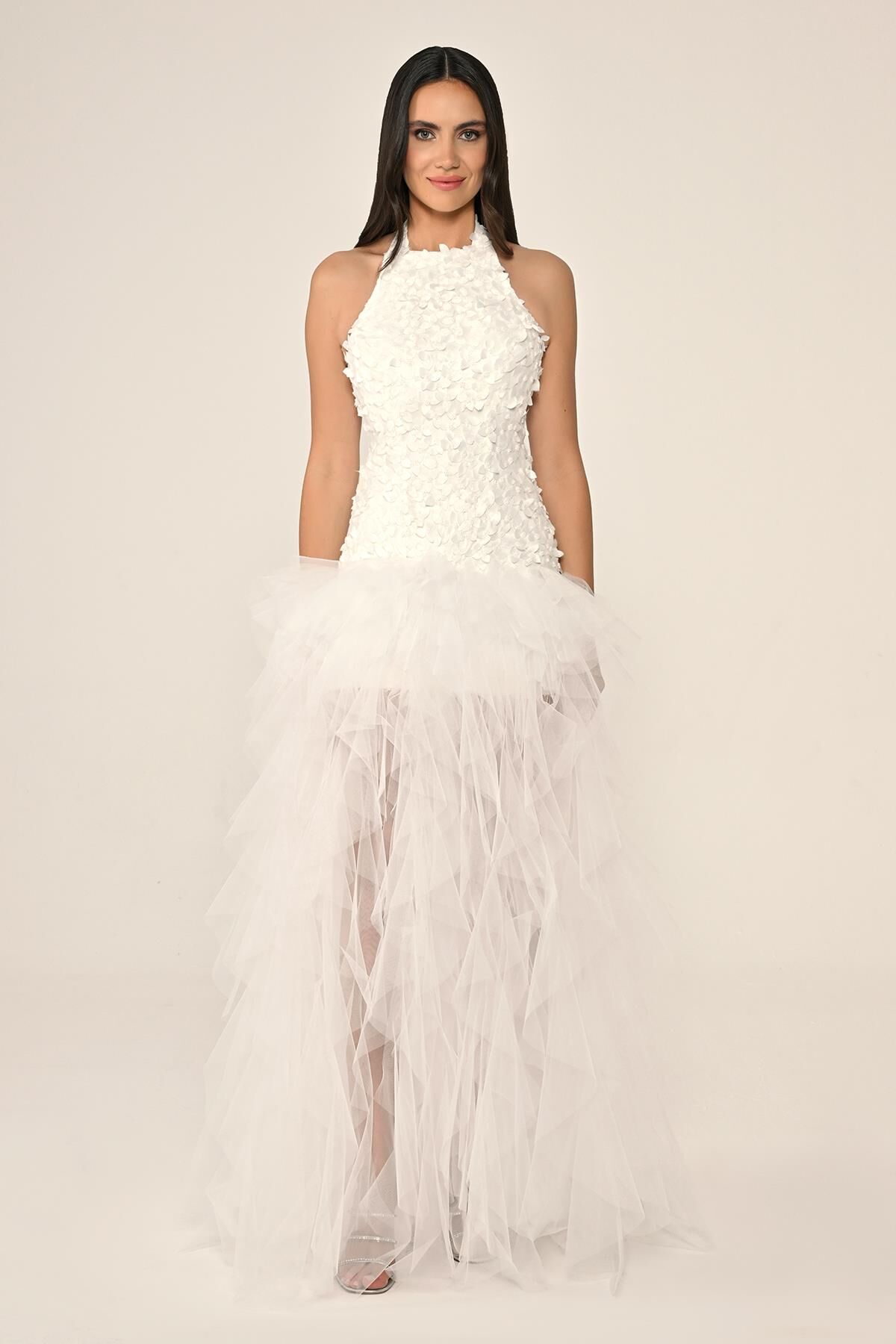 Halter Yaka Üst 3 Boyut Çiçekli Eteği Katlı Tül Uzun Elbise