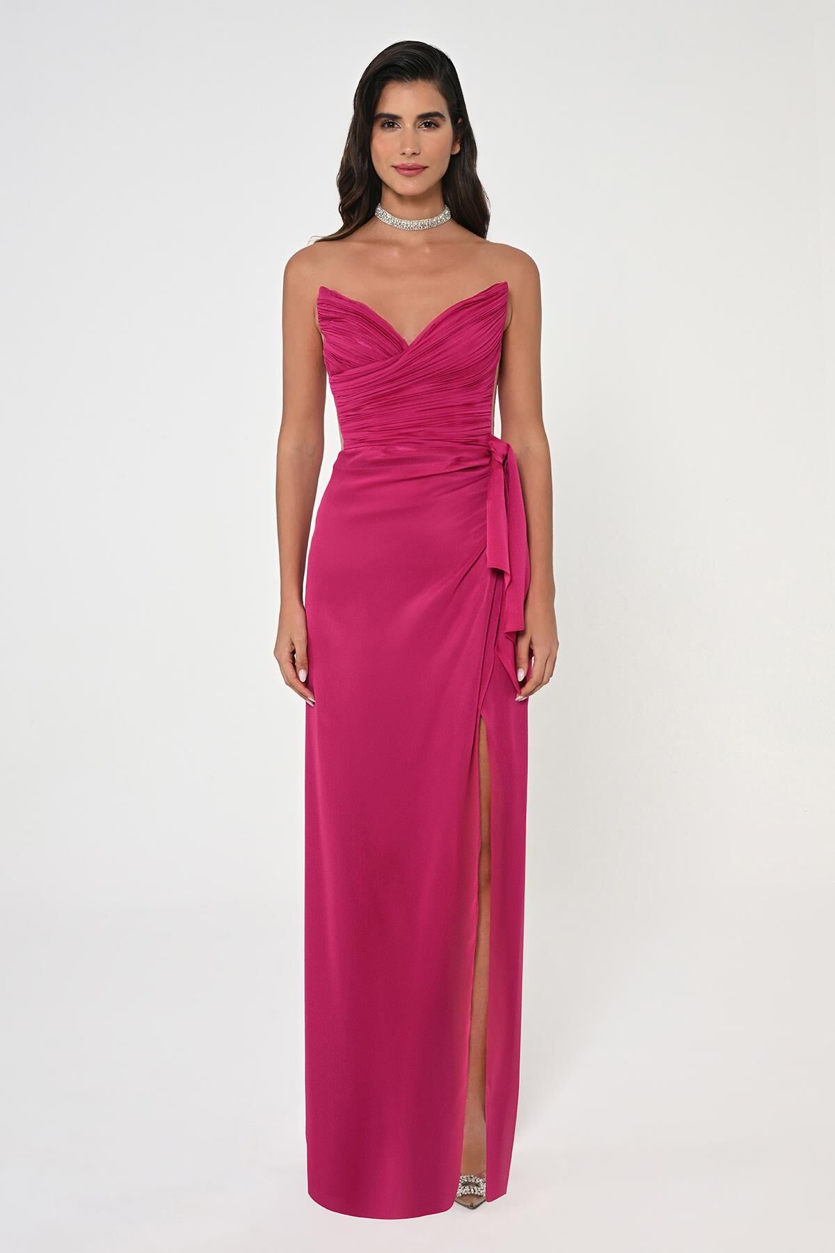 Straplez Üst Pliseli Yandan Yırtmaçlı Şifon Uzun Elbise Fuşya - 38