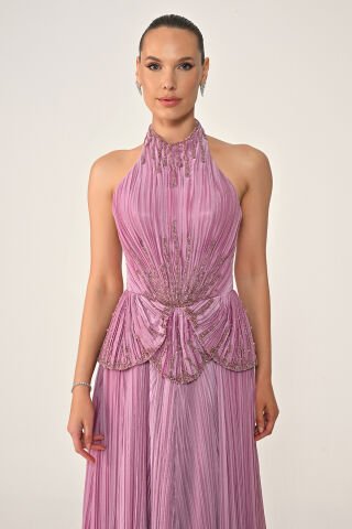 Halter Yaka Sırt Dekolteli Taşlı Piliseli Şifon Uzun Elbise Pembe - 40